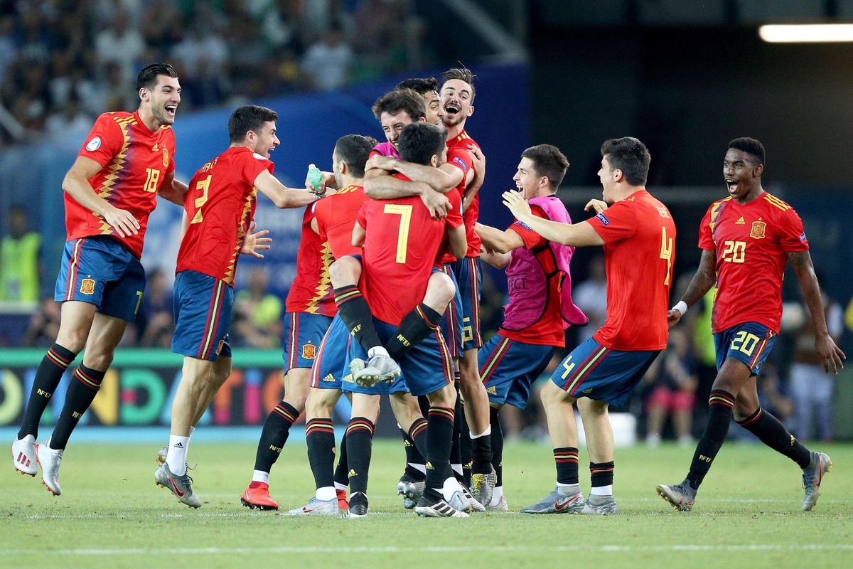 欧洲杯足球西班牙（欧洲杯西班牙同组）